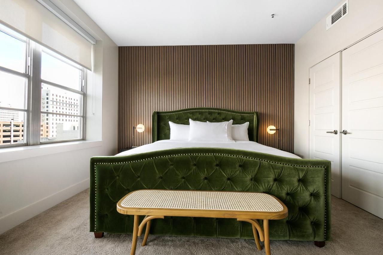 Luxury 2-Bedroom Condo Steps Away From The French Quarter New Orleans  Kültér fotó