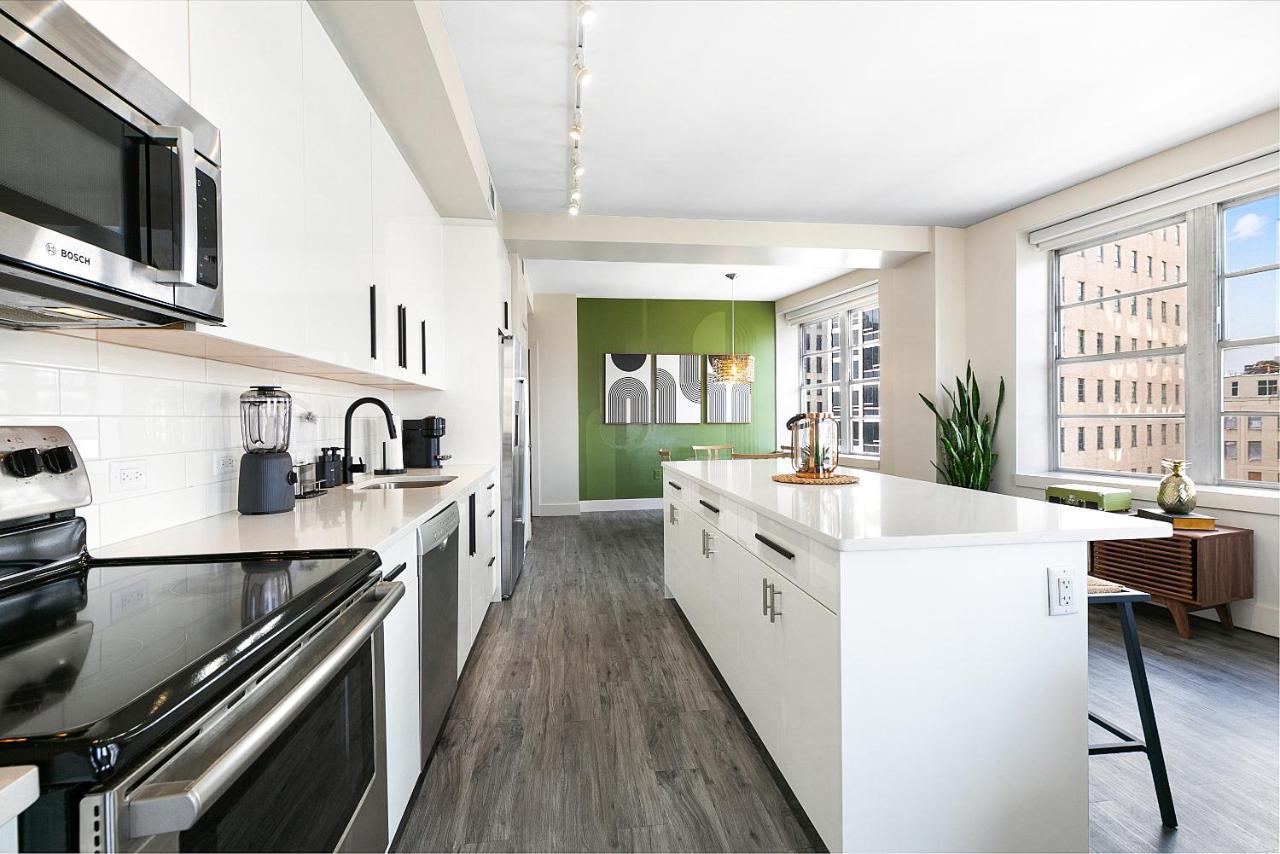 Luxury 2-Bedroom Condo Steps Away From The French Quarter New Orleans  Kültér fotó