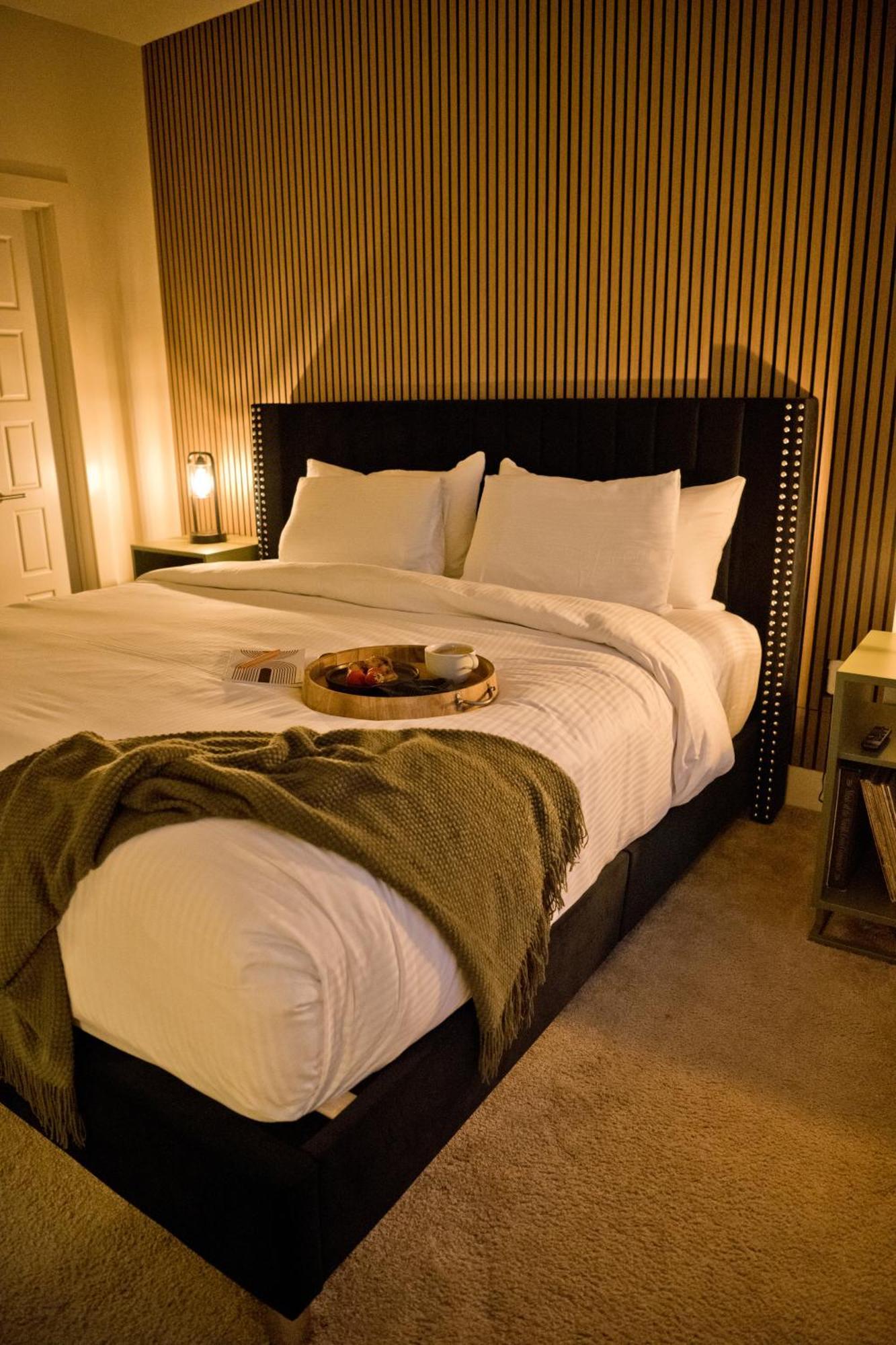 Luxury 2-Bedroom Condo Steps Away From The French Quarter New Orleans  Kültér fotó
